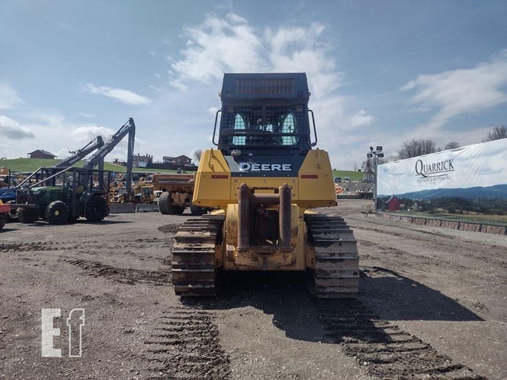 2008-deere-750j-lt-image-4