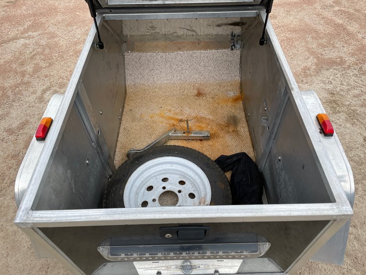 #1589-•-2006-aluma-ltd-motorcycle-storage-trailer-image-9