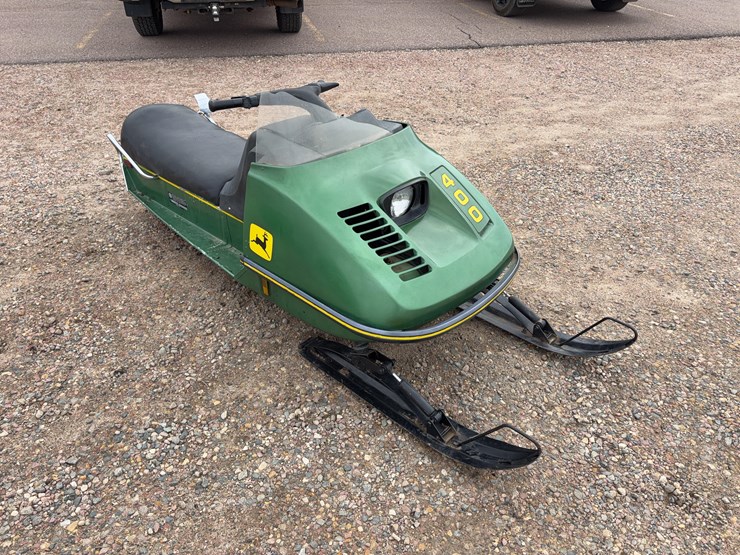 john-deere-400-image-2