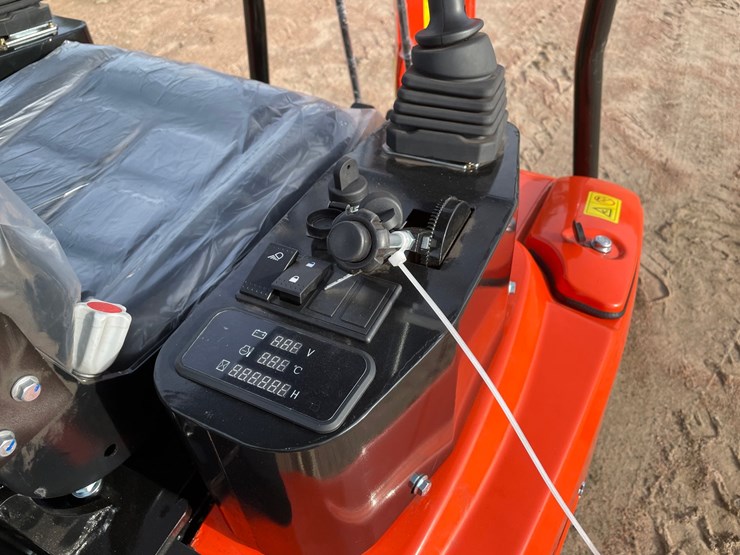 #5523-•-2026-cfg-ynt20-diesel-mini-excavator-image-17
