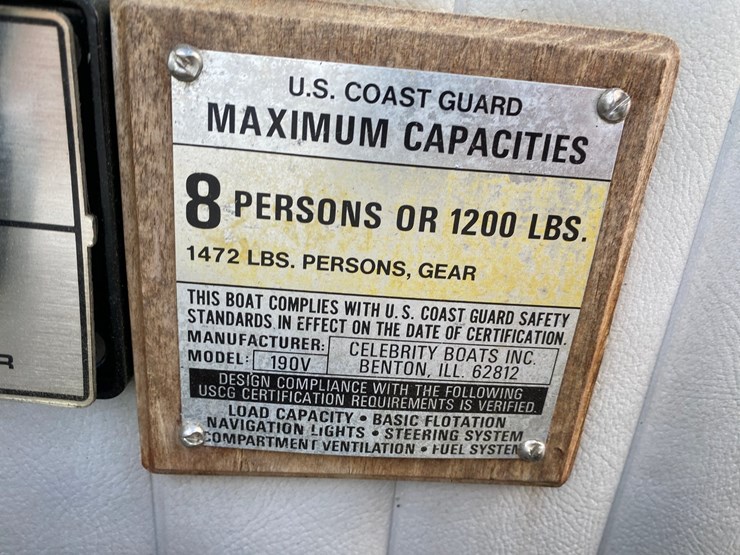 #1566-•-1986-celebrity-v190-19'-boat-(has-wi-title)-image-30