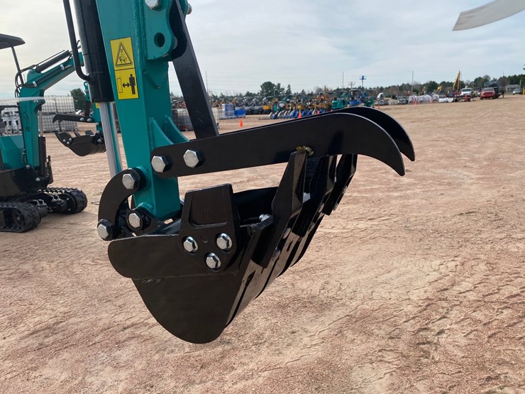 #5556-•-2026-cfg-kt12r-mini-excavator-image-6