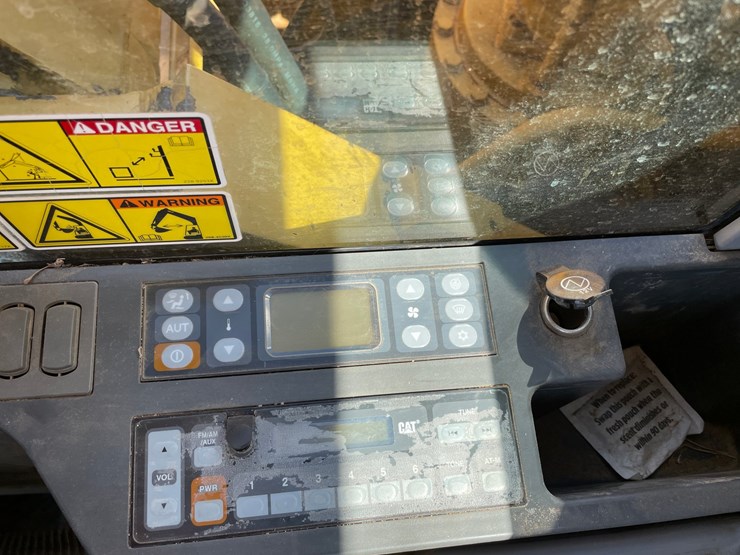 caterpillar-324e-image-85