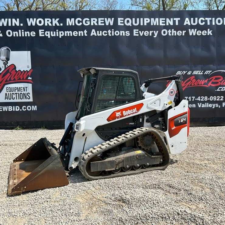 2023 BOBCAT T64