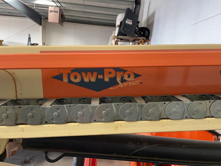2008-jlg-t350-manlift-image-10