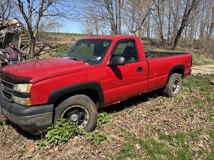 2005-chevrolet-1500-image-4