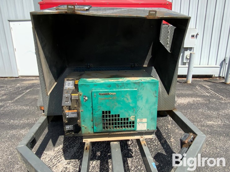 2010-wacker-neuson-e3000-image-12