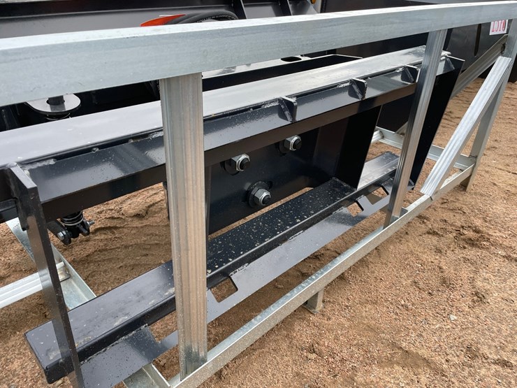 #4126-•-jct-84"-hydraulic-dozer-blade-image-9