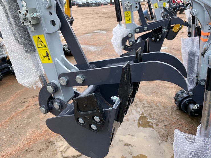 #5517-•-new-ats-me18-mini-excavator-image-8