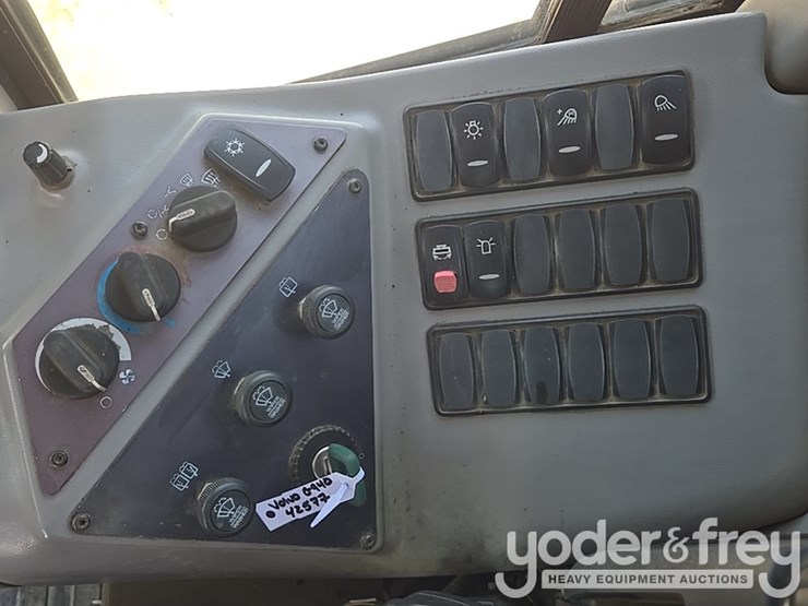 2008-volvo-g940-image-56