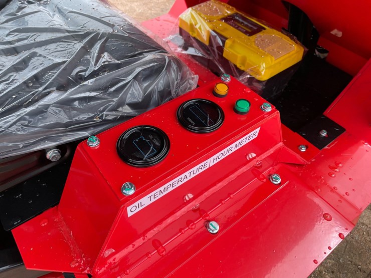 #5567-•-agt-sda-140t-tracked-mini-skid-steer-image-13