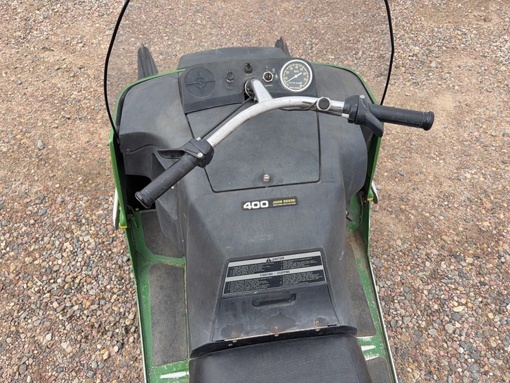 john-deere-400-image-5