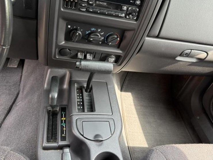 1999-jeep-cherokee-image-25