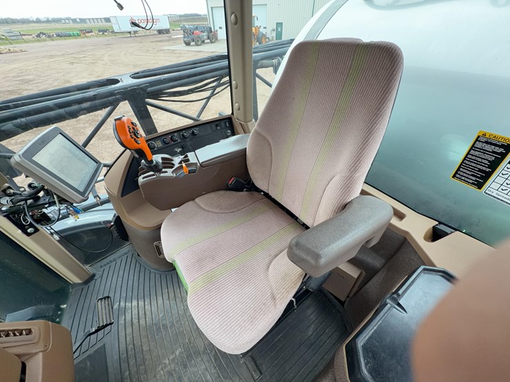 2013-john-deere-4940-image-52