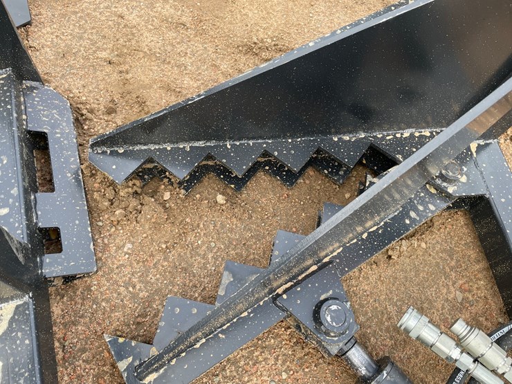 #4137-•-jct-hydraulic-tree-puller-attachment-image-6