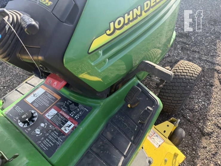 2000-john-deere-325-image-16