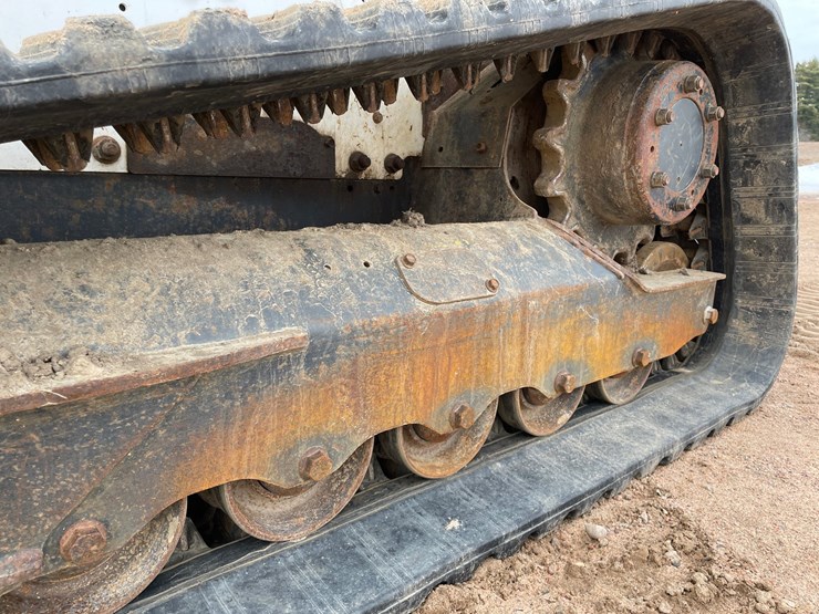 2016-bobcat-t770-image-16