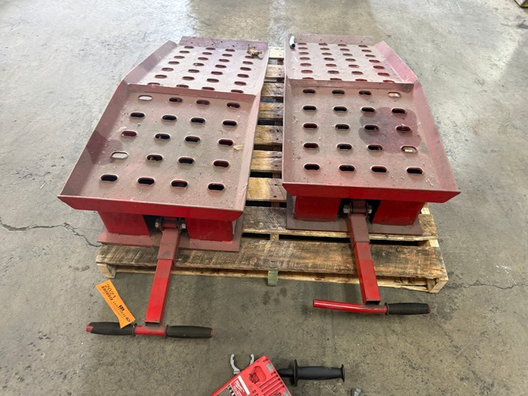 #2021-•-(2)-norco-truck-ramps-image-4