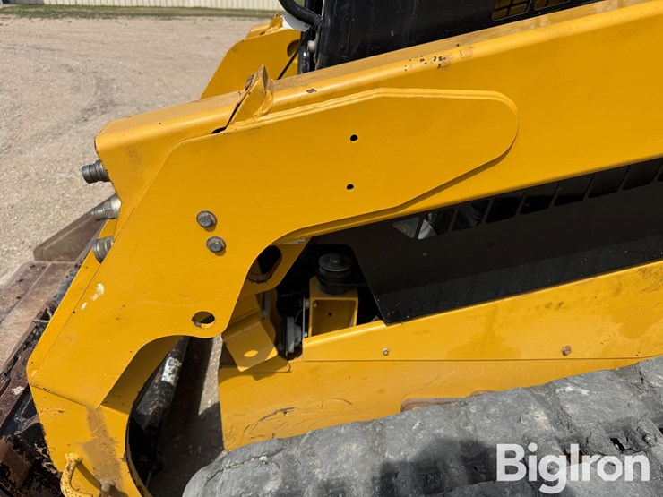2020-caterpillar-259d-image-18