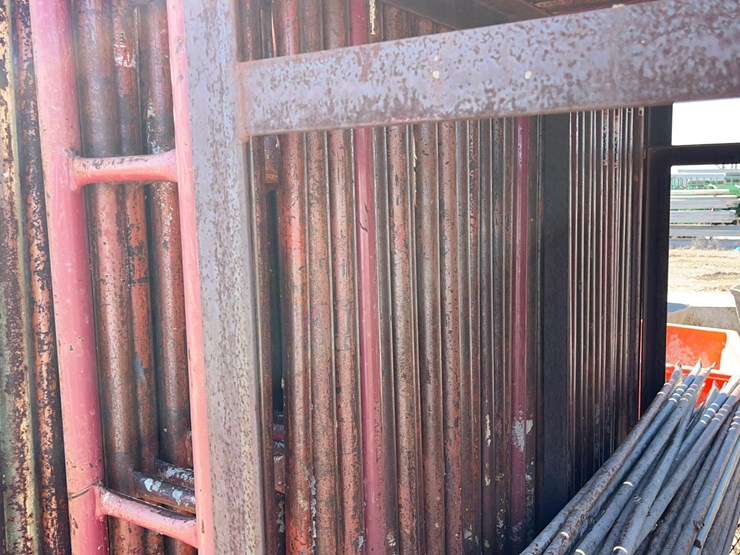 scaffolding-on-carring-cage.-image-7