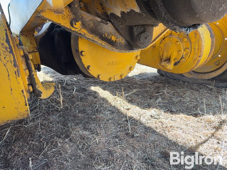 caterpillar-12-image-12