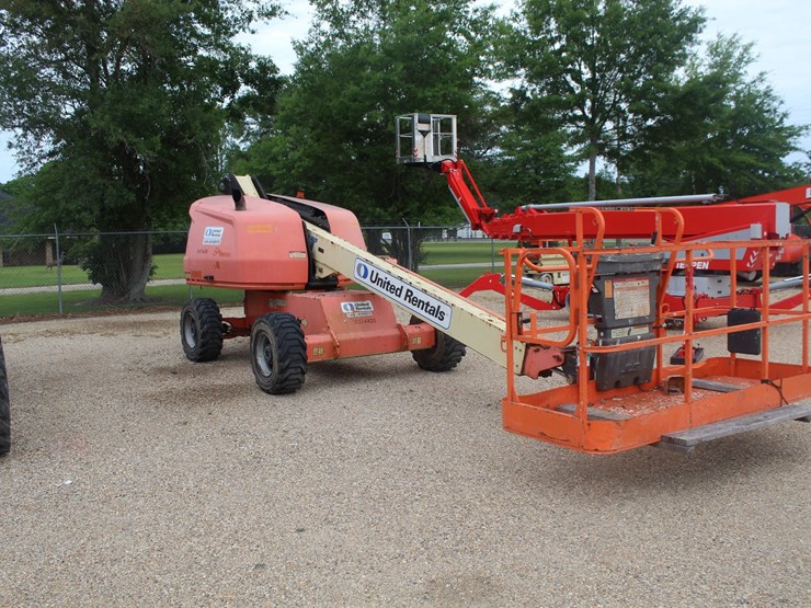 #35611-•-2015-jlg-boom-lift-image-2