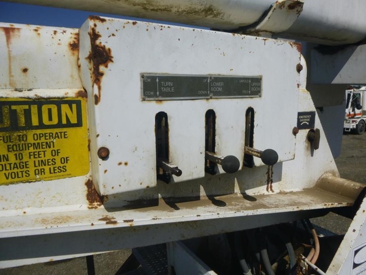 1990-international-4700-image-28
