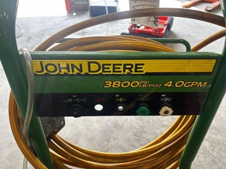john-deere-3800-image-7