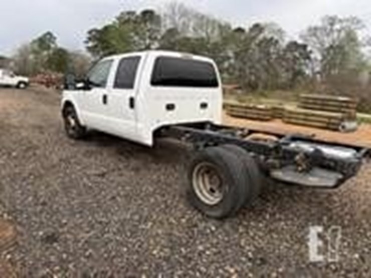 2013-ford-f350-image-4