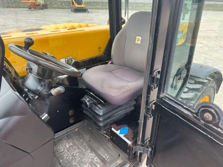 jcb-505-20-image-18