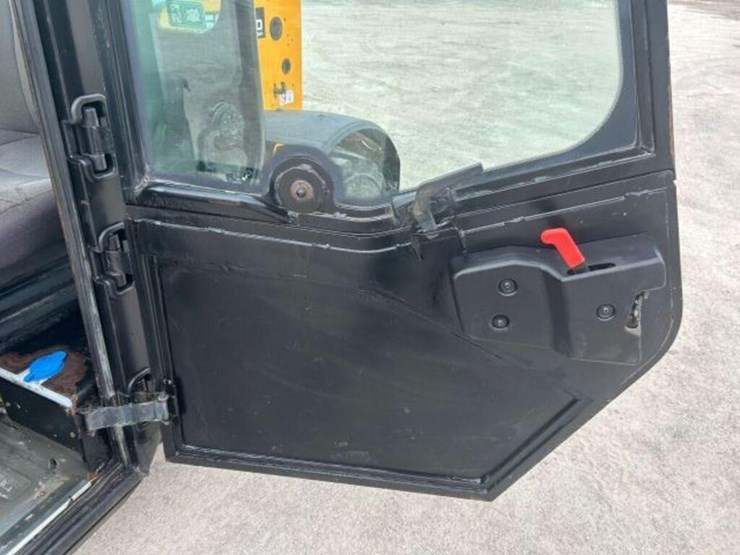 jcb-505-20-image-25