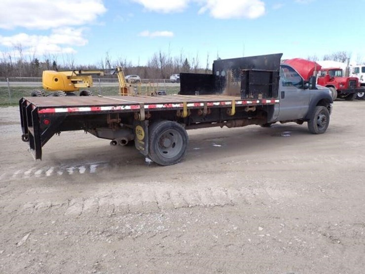 2012-ford-f550-xl-image-5