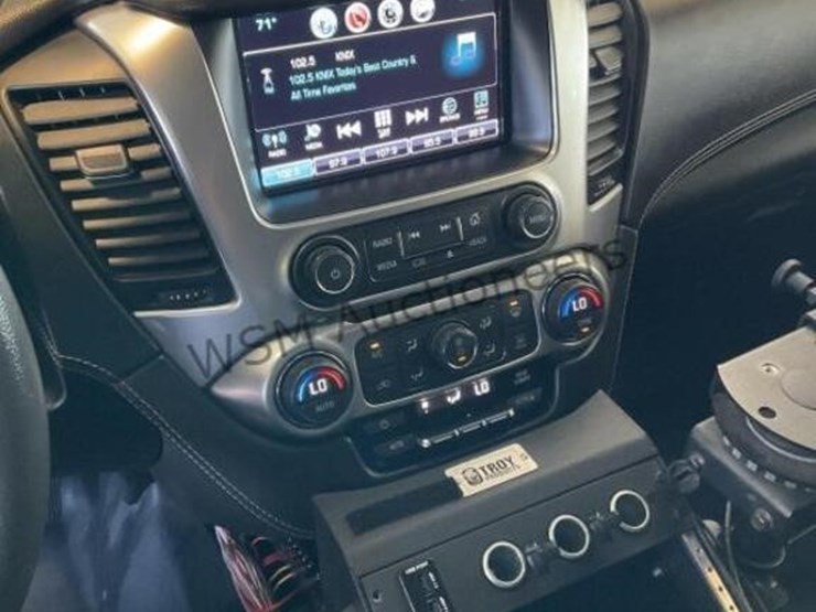 2018-chevrolet-tahoe-image-18