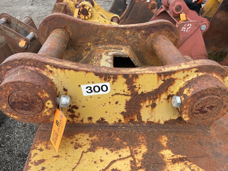 #5012-•-excavator-bucket-image-10