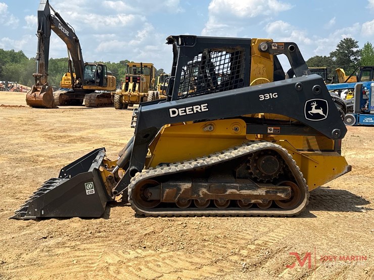 deere-331g-image-5