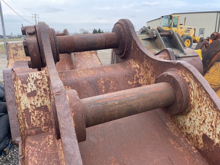 #5002-•-excavator-bucket-image-14