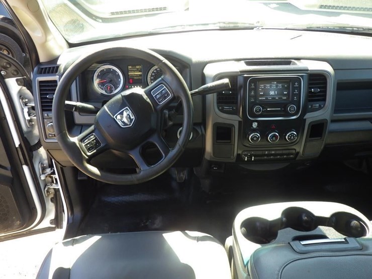 2018-dodge-2500-image-7