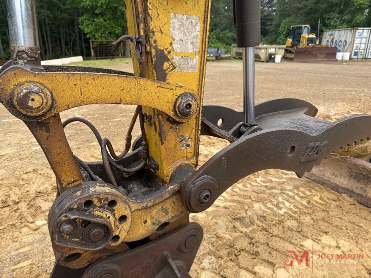 yanmar-vio80-1a-image-11