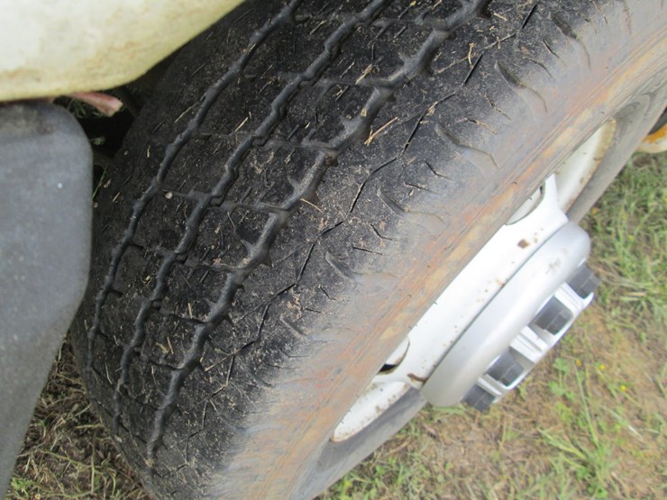 2006-gmc-3500-image-20