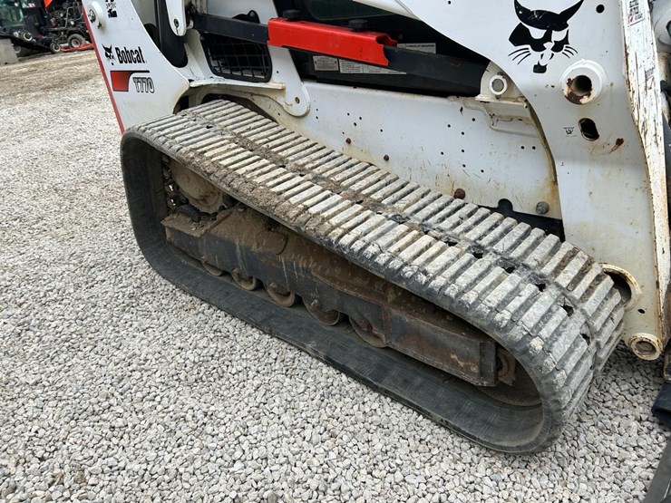 2020-bobcat-t770-image-12