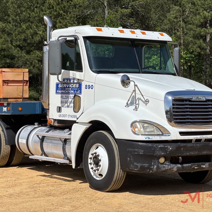 2007 FREIGHTLINER S/A DAY CAB TRUCK TRACTOR