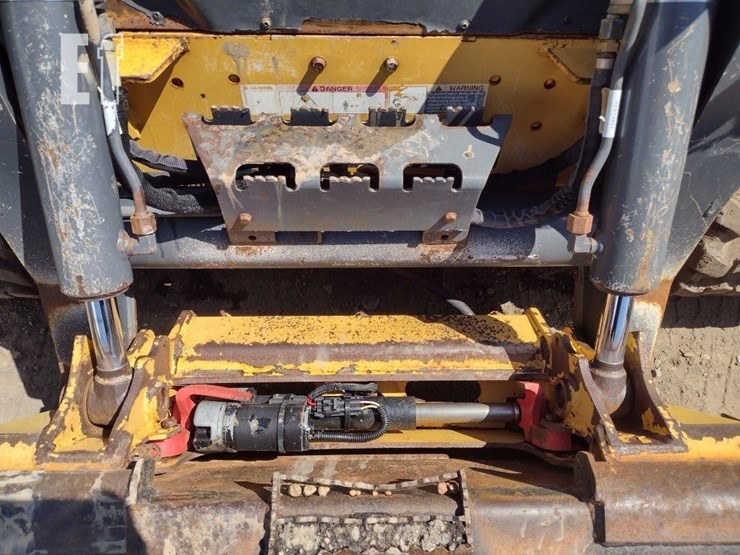 2023-deere-325g-image-22