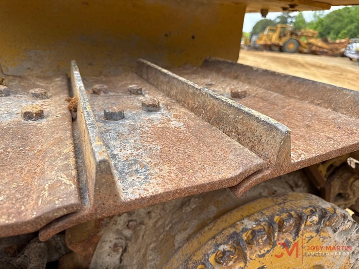 2018-caterpillar-d6k2-lgp-image-7