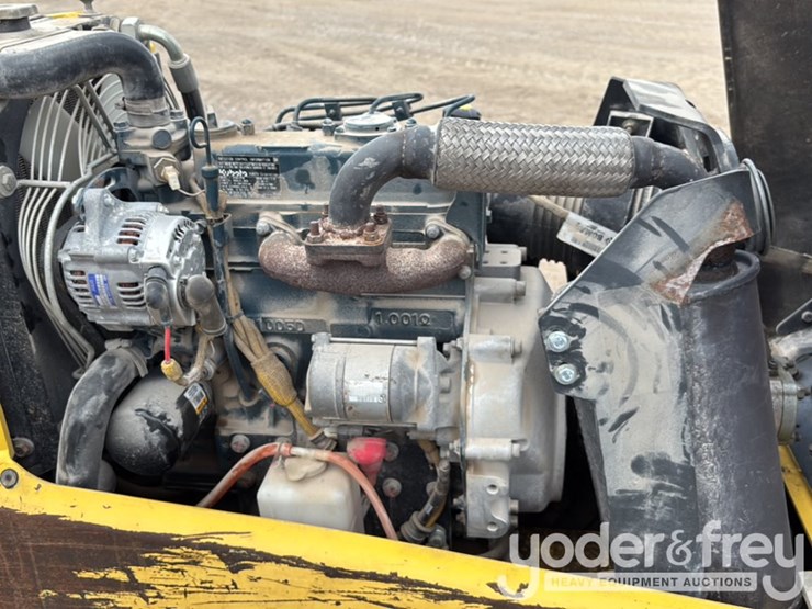 2018-bomag-bmp8500-image-19