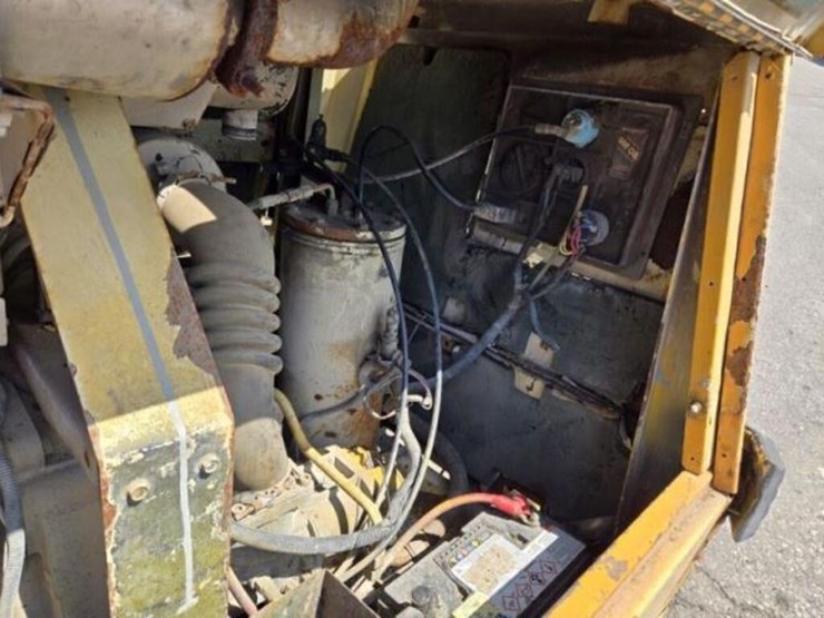 1998-john-deere-45-image-16