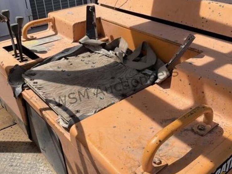 caterpillar-t150d-forklift-image-14