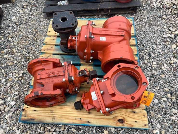 #5082-•-(3)-gate-valves-image-1