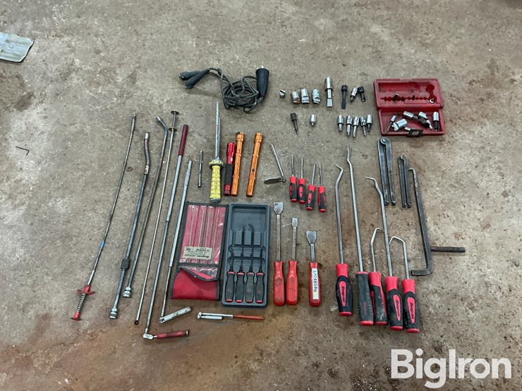various-hand-tools-image-6