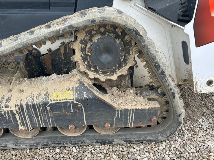 2023-bobcat-t76-image-19
