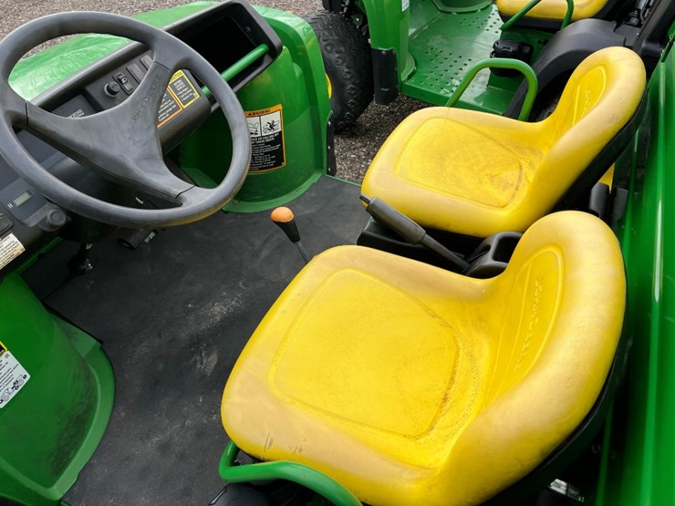 john-deere-gator-image-6